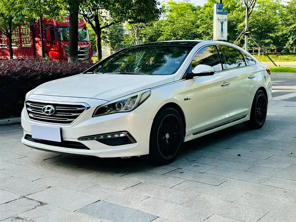 Hyundai Sonata 2015 1.6T GLS Smart