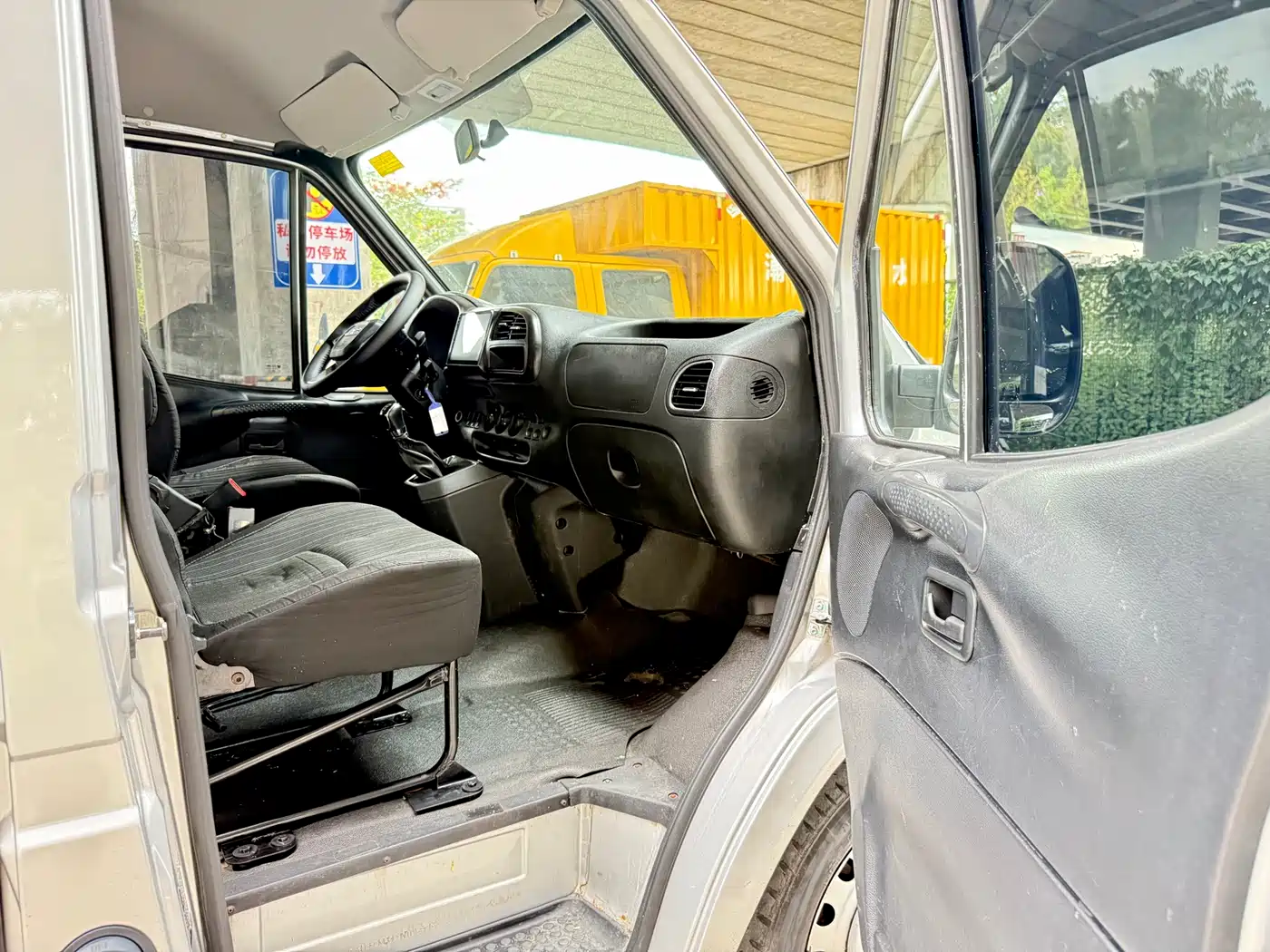 Jiangling Tesun 2022 2021 Model 2.8T Space King Taurus Edition Long Wheelbase Medium-High Roof Single Rear Tire-Step 6-Seater Diesel China VI JX493