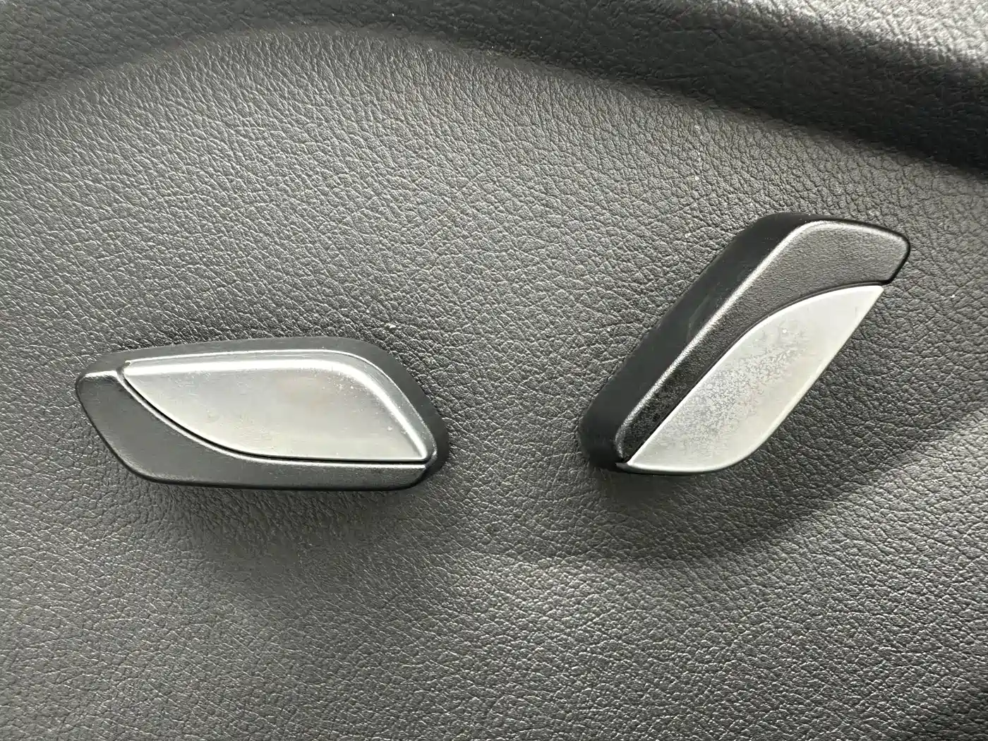 Geely Emgrand X6 2023 2021 Model PRO 1.4T Automatic Premium