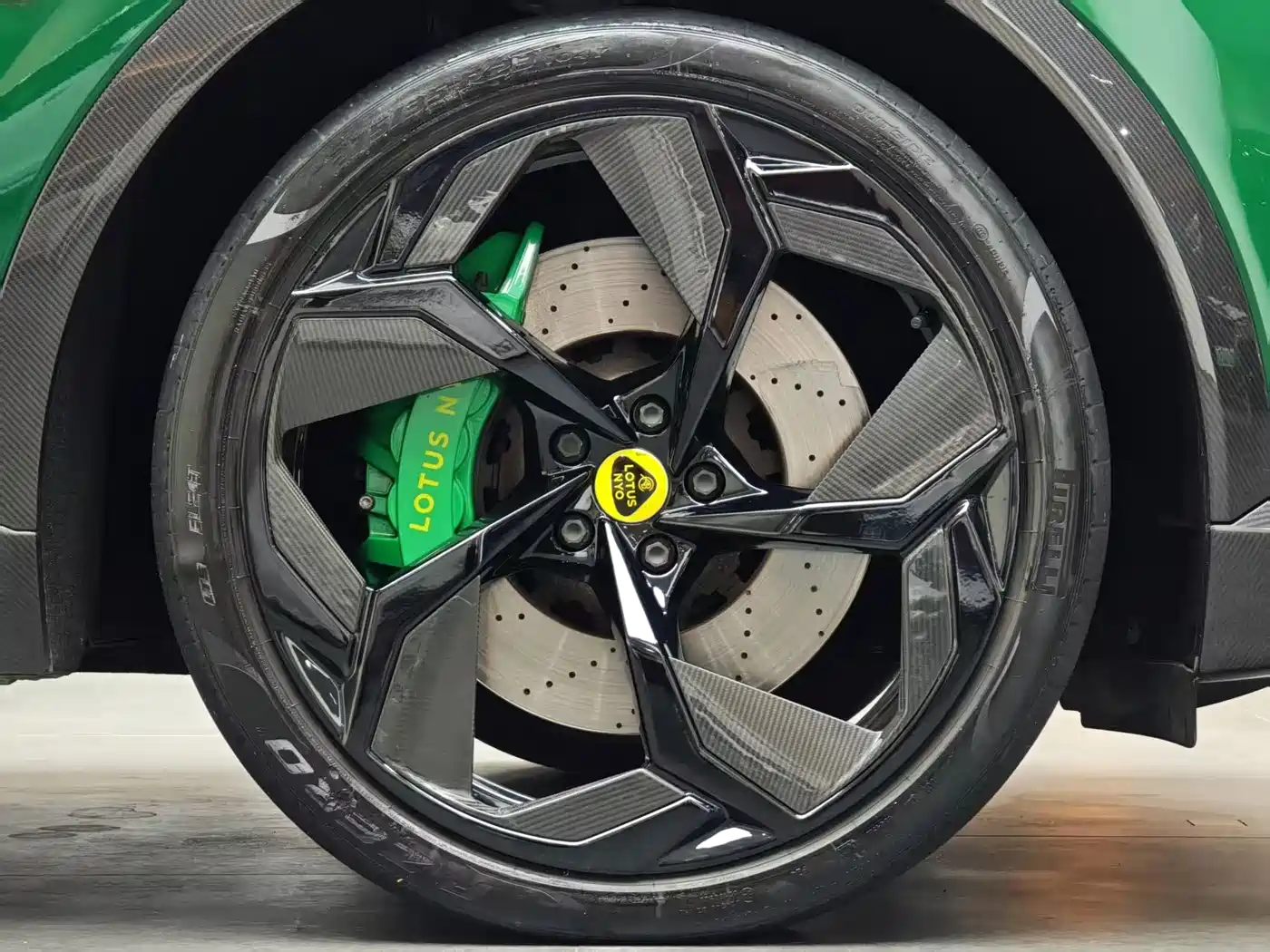 LOTUS SPORTS CAR ELETRE