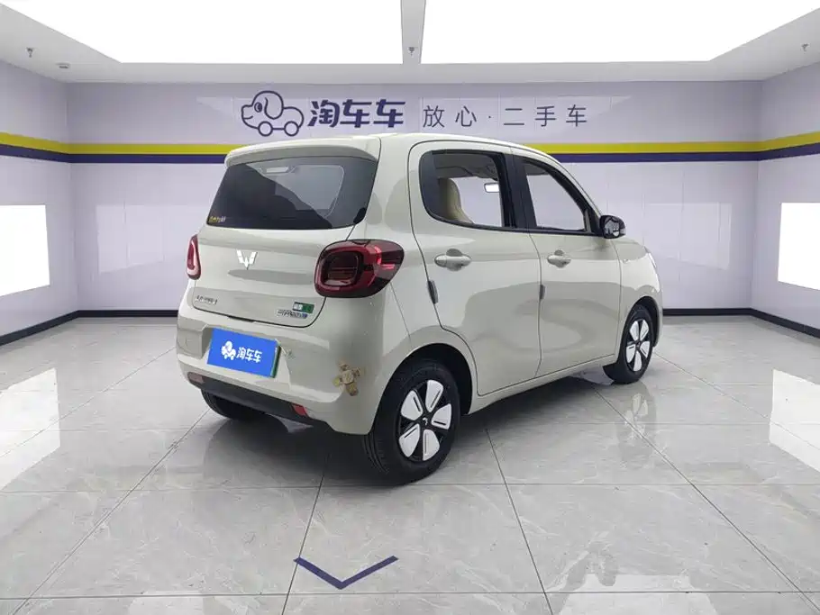 Wuling Motors Hongguang MINIEV 2026 2025 4-Door Advanced