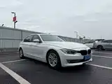 Photo 3 - BMW 3 Series