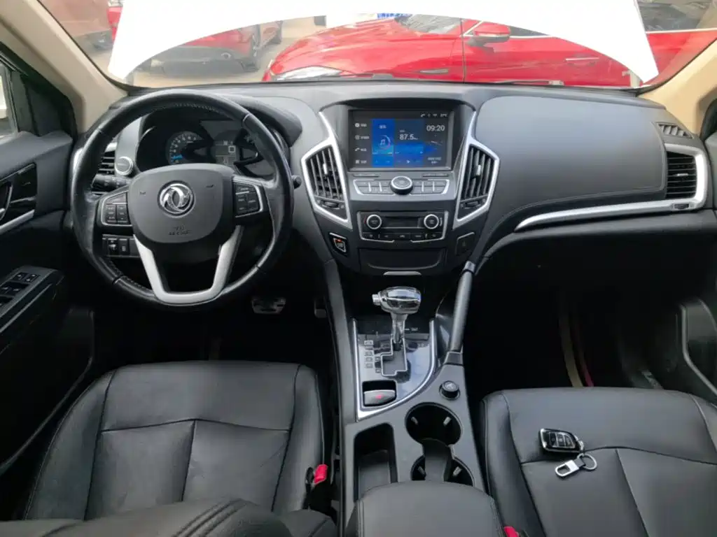 Dongfeng Aeolus Dongfeng Fengshen AX7 2015 2015 2.0L Automatic Smart Ease