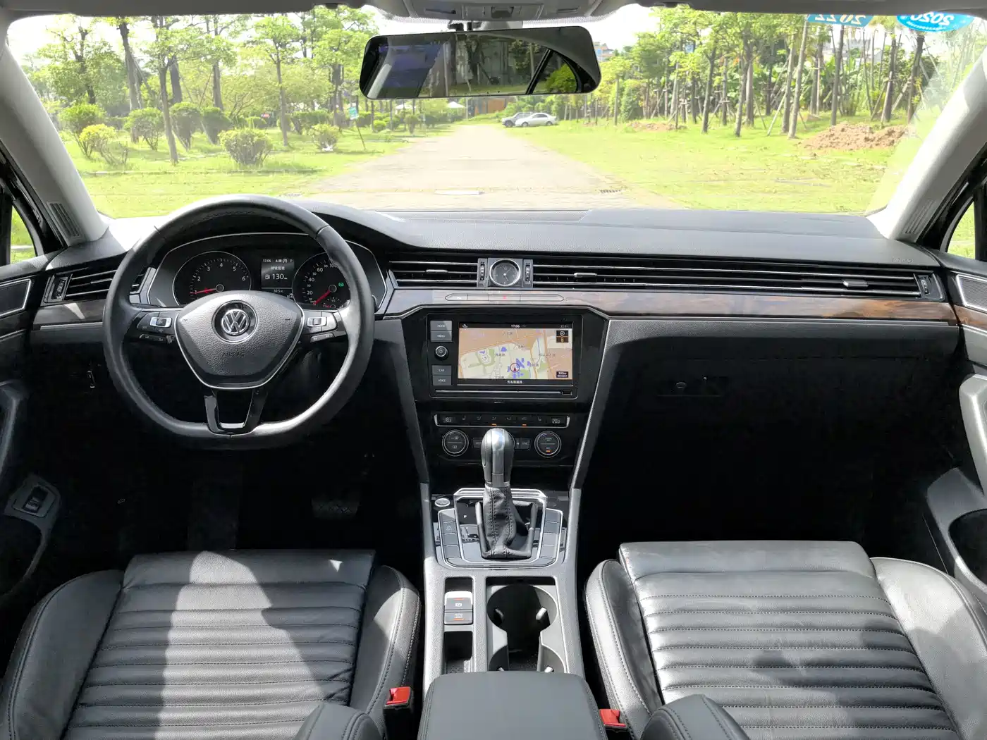 Volkswagen Magotan 2019 330TSI DSG Luxury Class China VI фото 13
