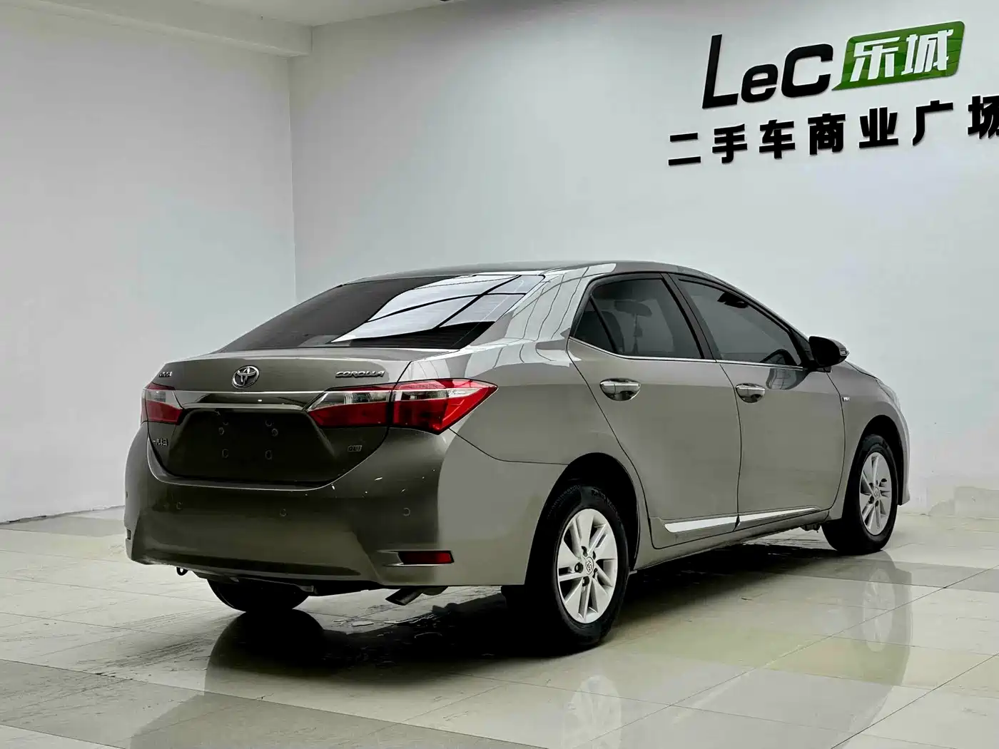 Фото 6 - Toyota Corolla