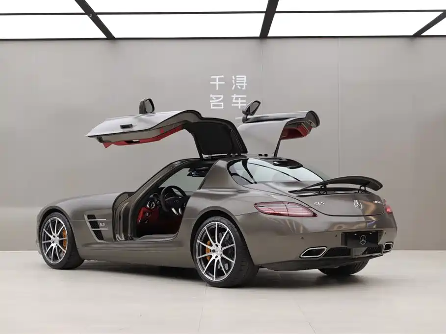 Mercedes-Benz SLS AMG 2011 SLS AMG фото 15