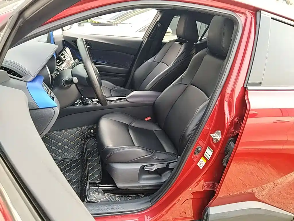 Toyota C-HR 2019 2020 Model 2.0L Leading