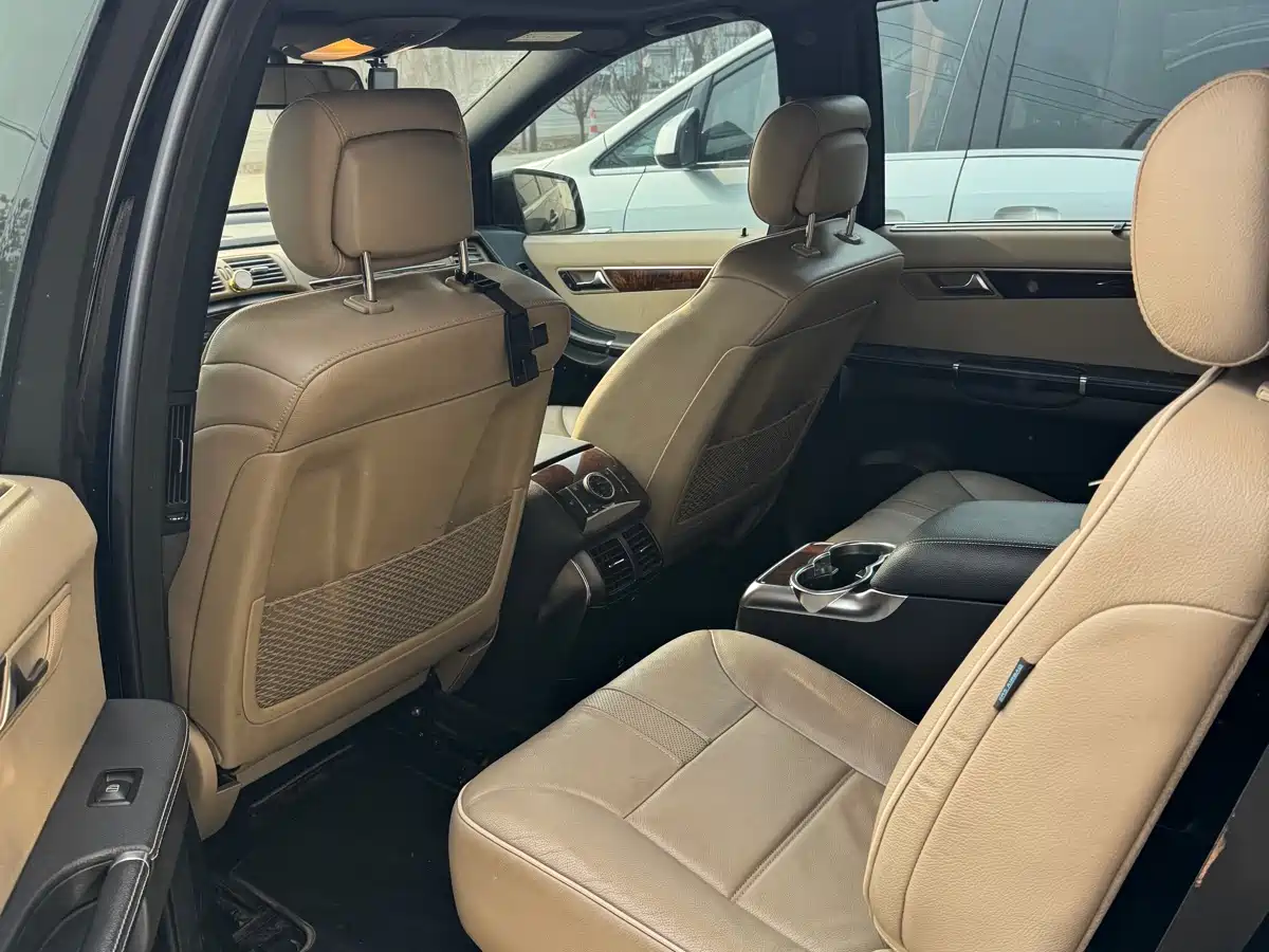 Mercedes-Benz R-Class 2011 R 350 L 4MATIC фото 7