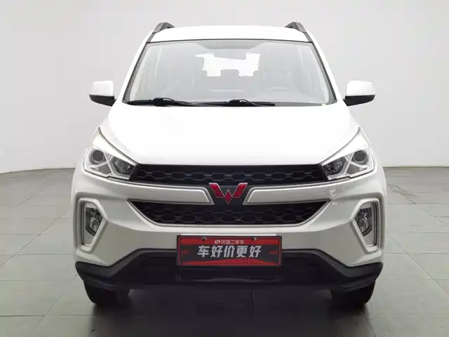 Wuling Motors Wuling Hongguang S3 2019 1.5L Manual Comfort Model China VI — фото 3