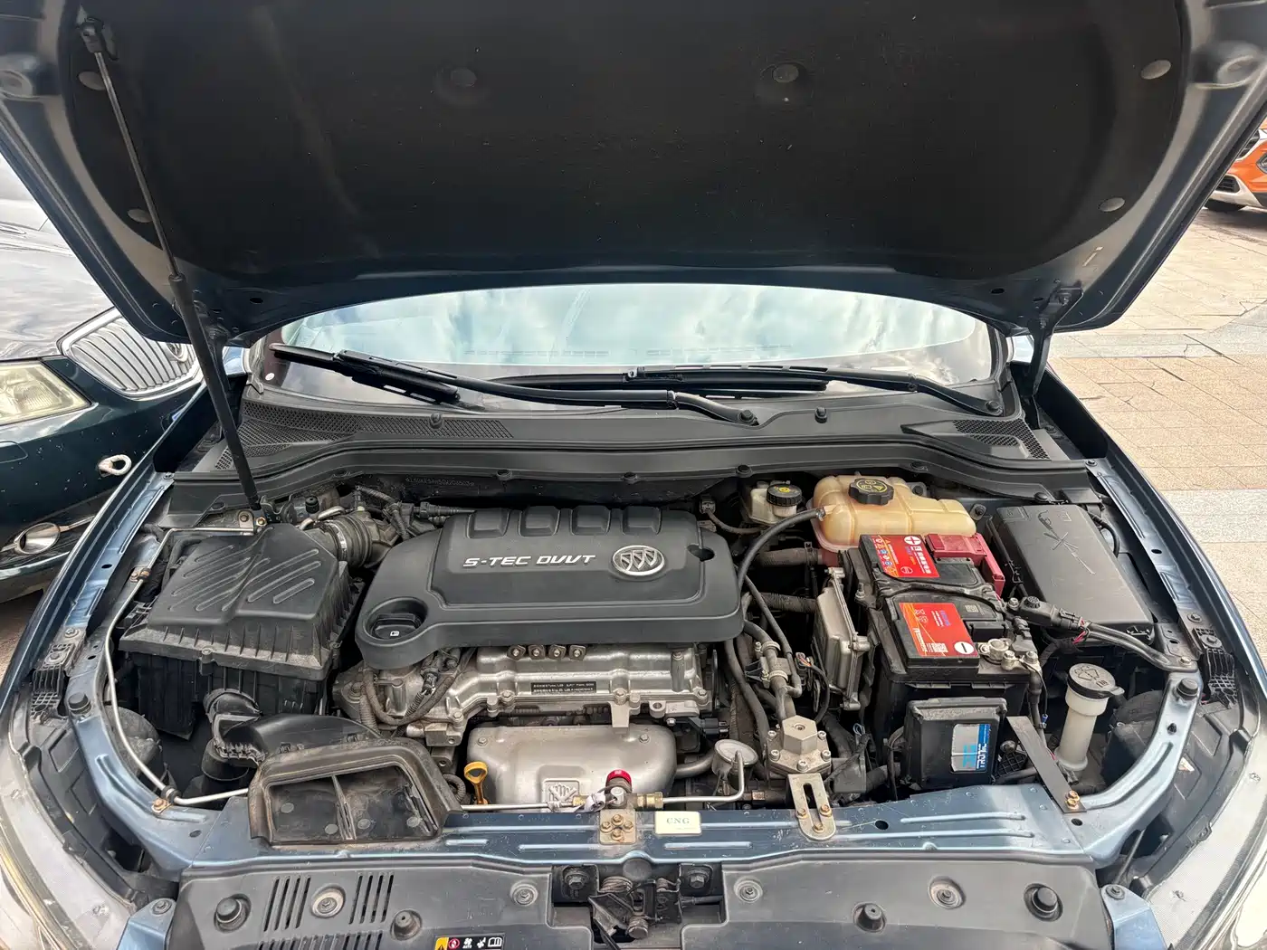Photo 8 - Buick Excelle