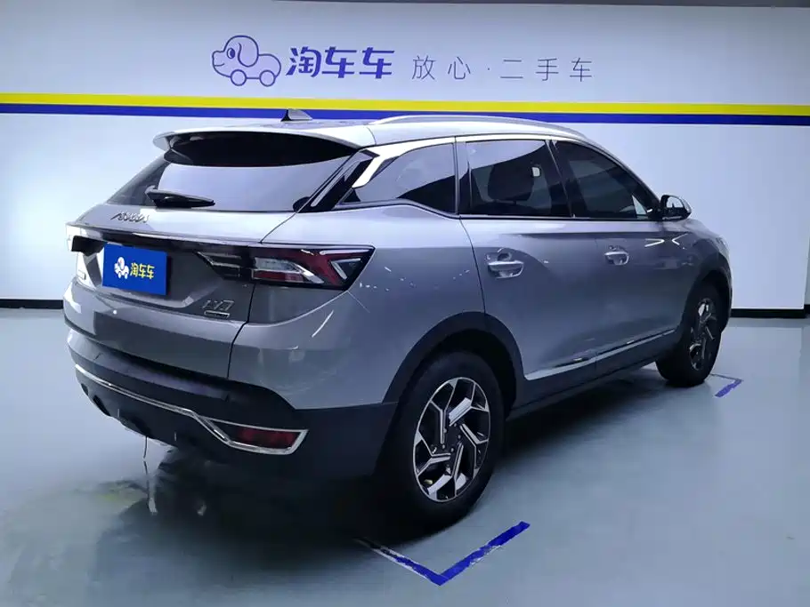Dongfeng Aeolus Dongfeng Fengshen AX7 2021 2021 1.6T Automatic Premium Edition