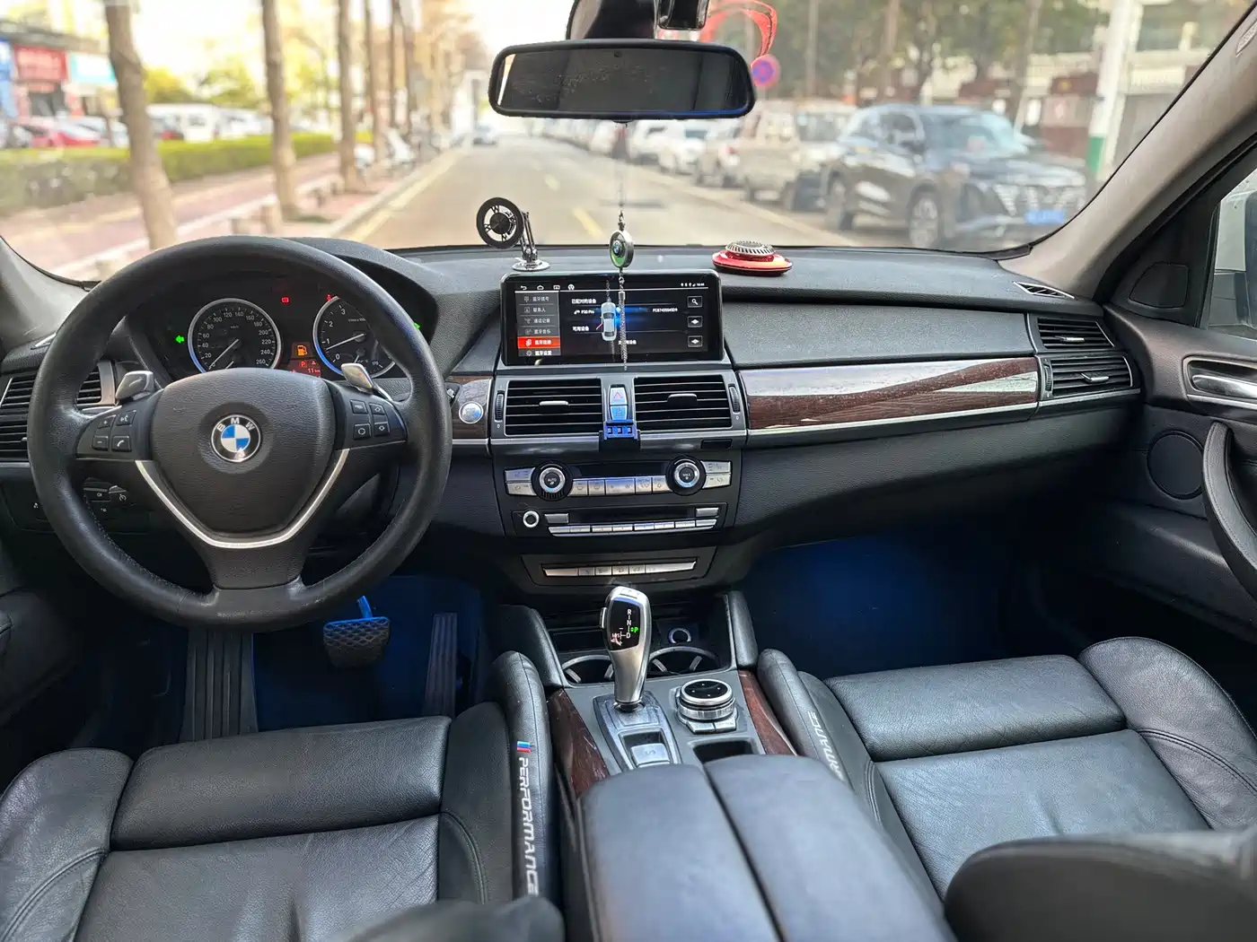 BMW X6 2011 xDrive35i фото 9