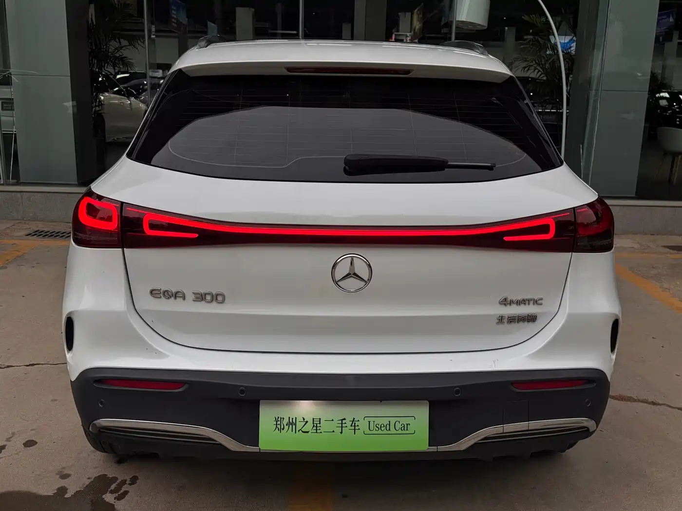 Mercedes-Benz EQA 2022 2022 EQA 300 4MATIC Launch Special Edition