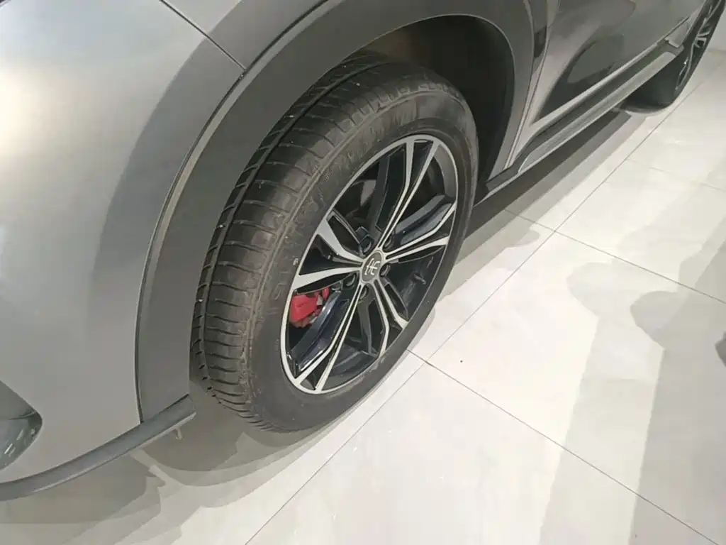 Фото 23 - BYD Song PLUS