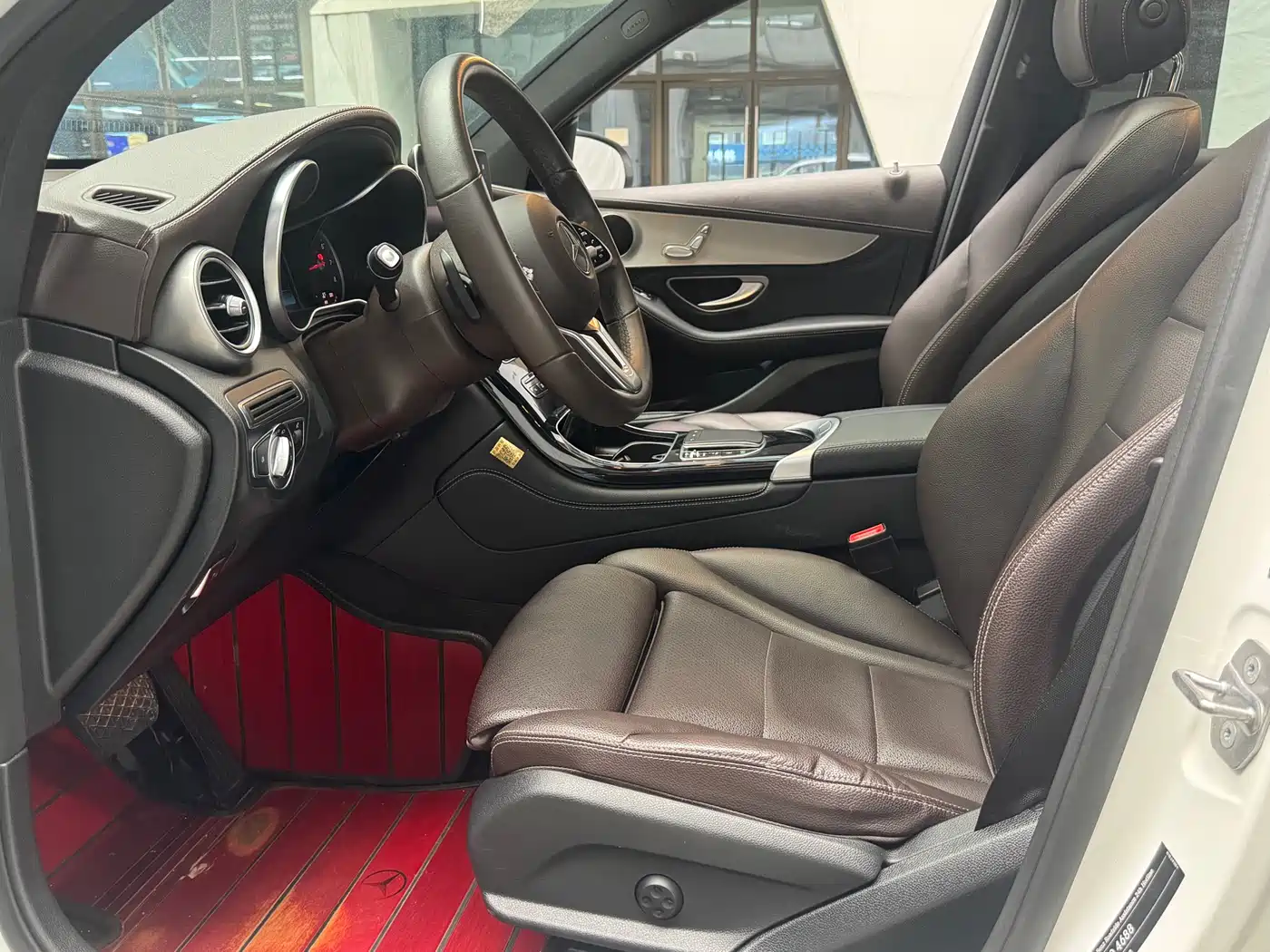 Mercedes-Benz GLC 2020 GLC 260 L 4MATIC Dynamic фото 4