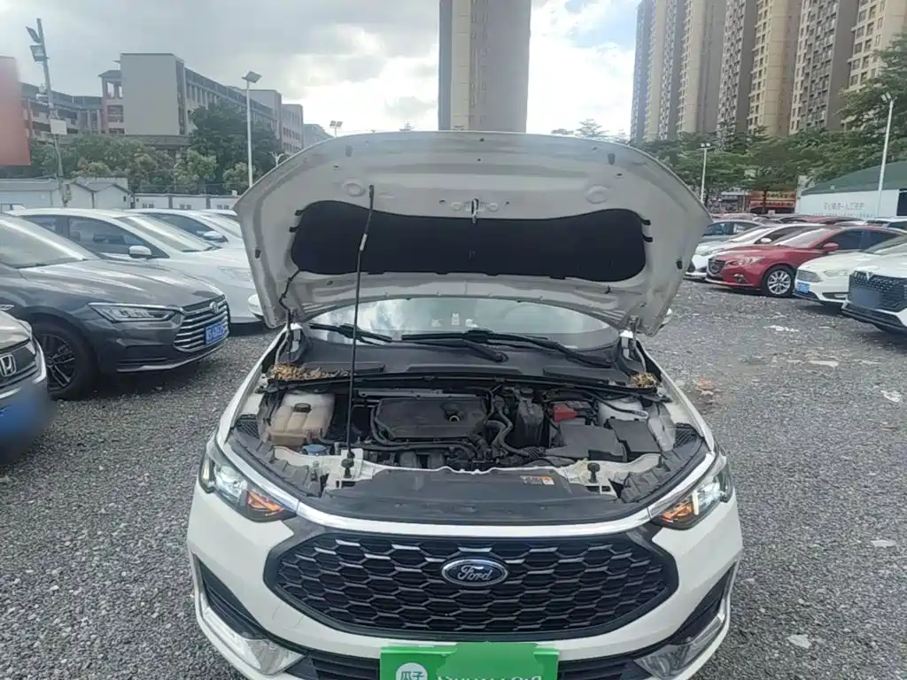 Ford Escort 2022 2021 1.5L Automatic Diamond Edition