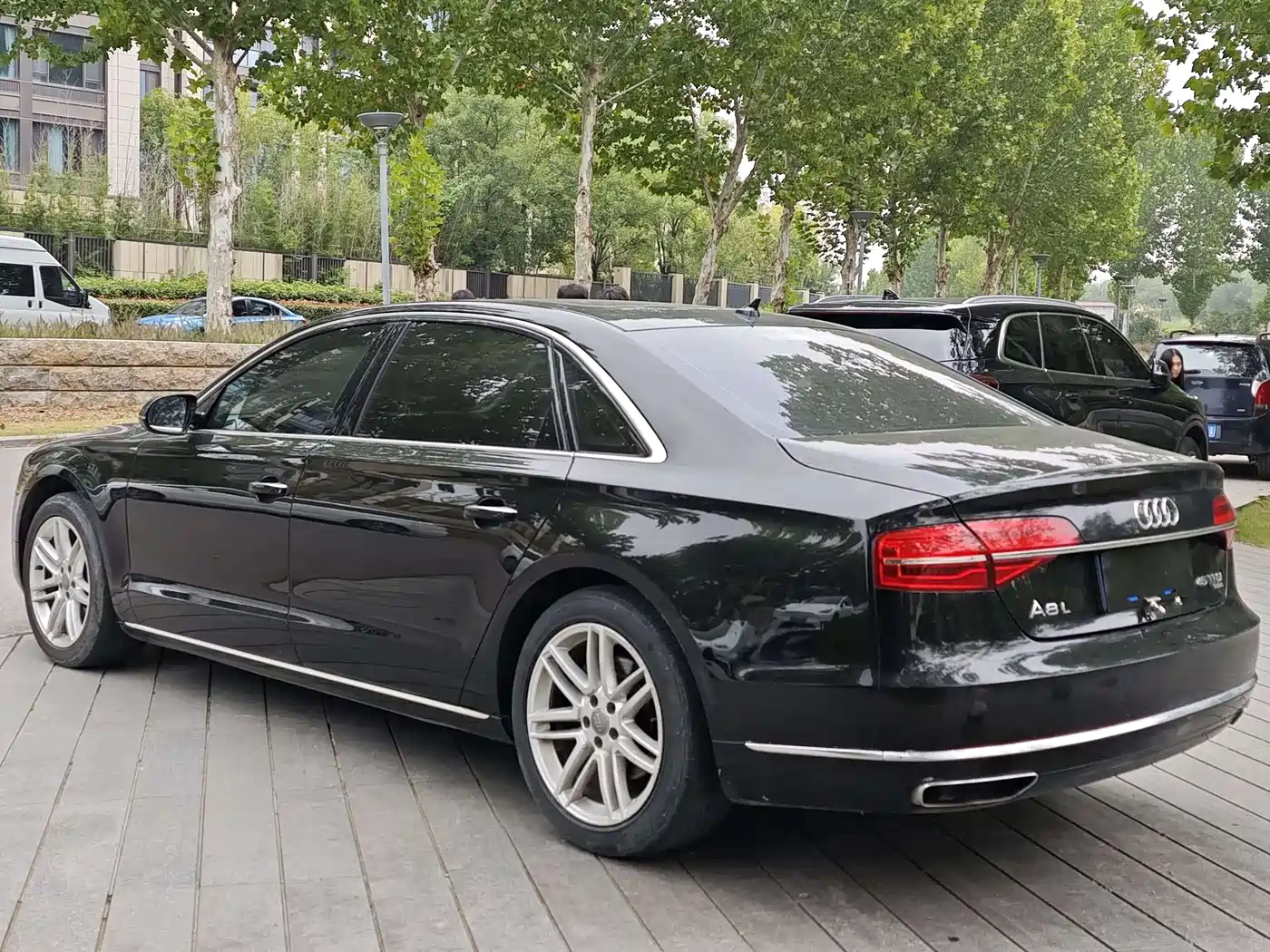 Audi A8 2016 A8L 45 TFSI quattro Comfort фото 12