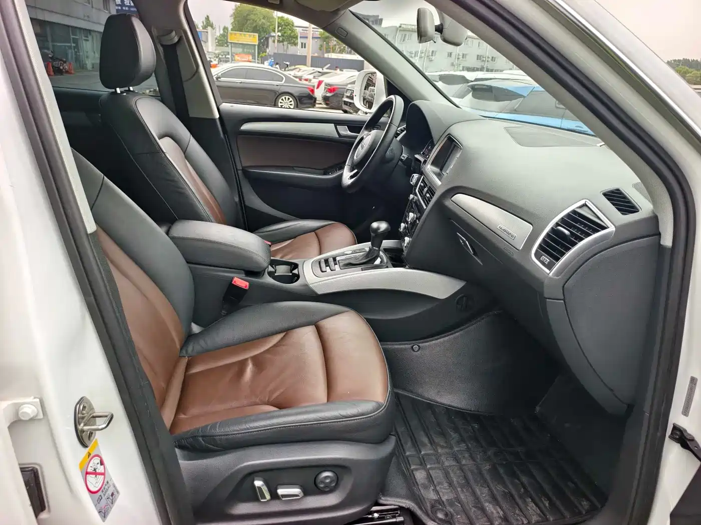Audi Q5 2016 40 TFSI Technology Model фото 15
