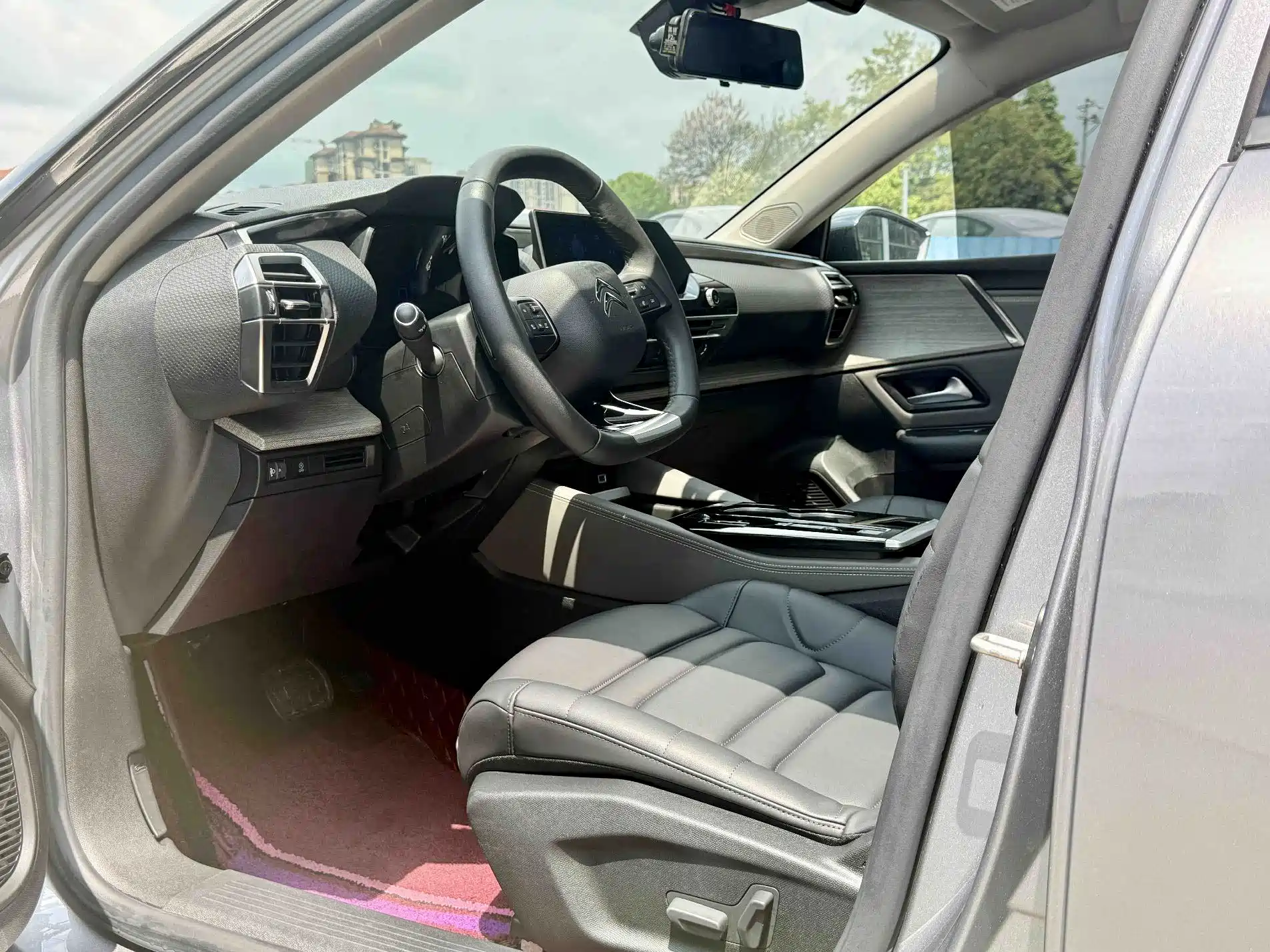 Фото 4 - Citroën Versailles C5 X