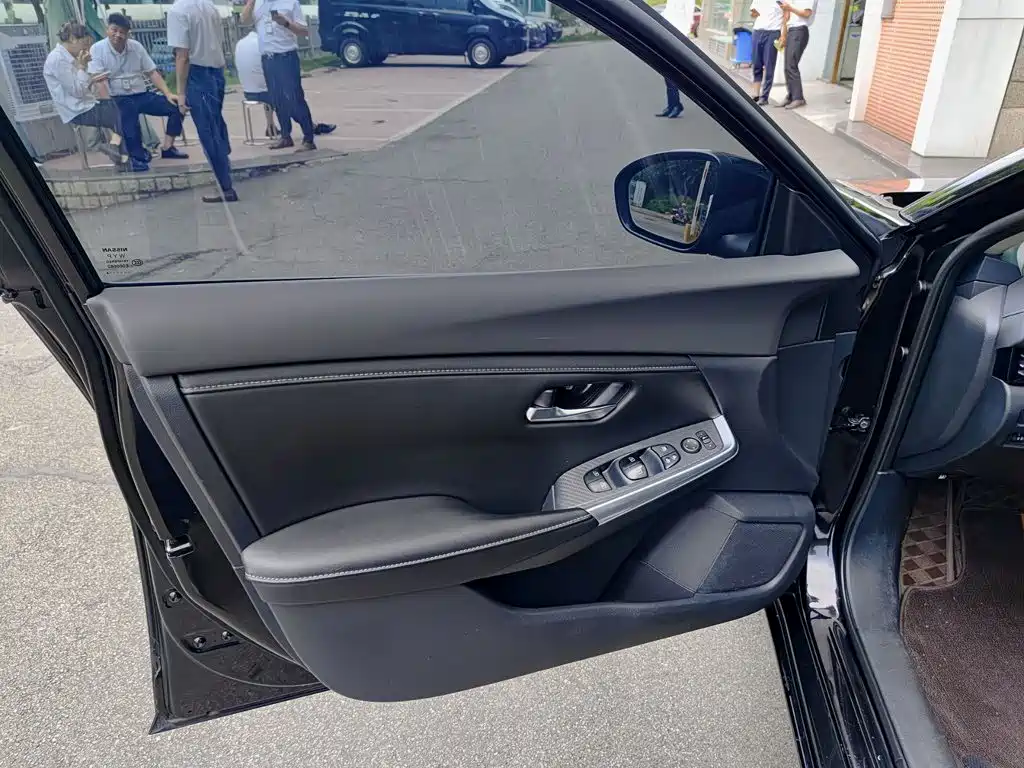 Nissan SYLPHY, миниатюра 6