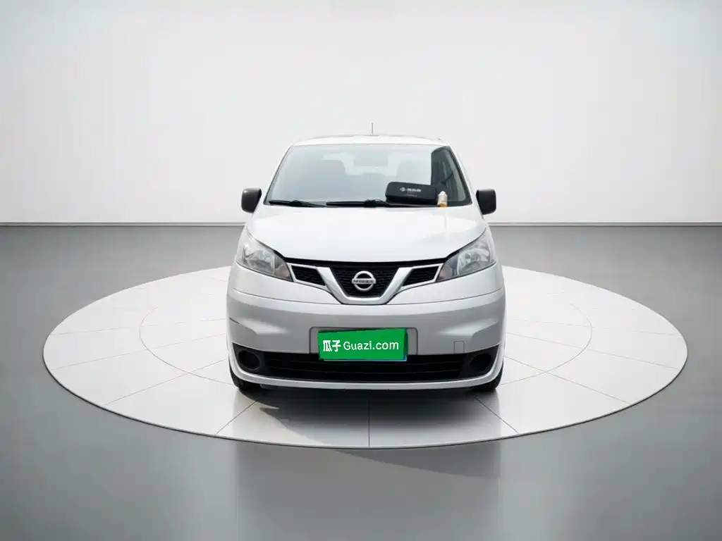 Nissan NV200 2014 2014 1.6L CVT Luxury (China IV)