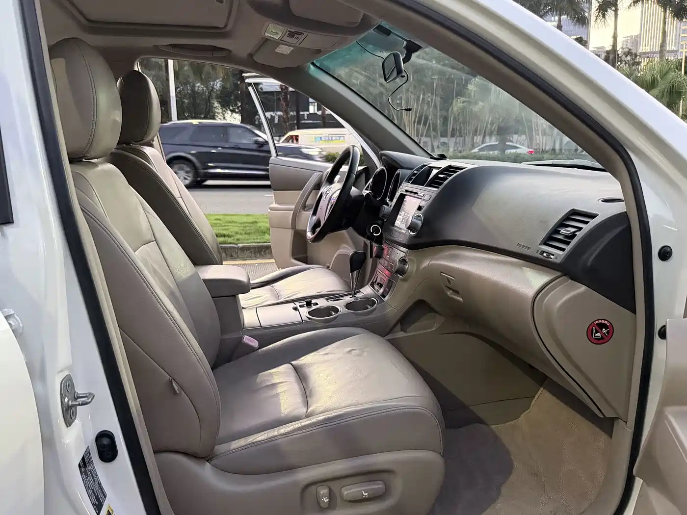 Фото 7 - Toyota Highlander