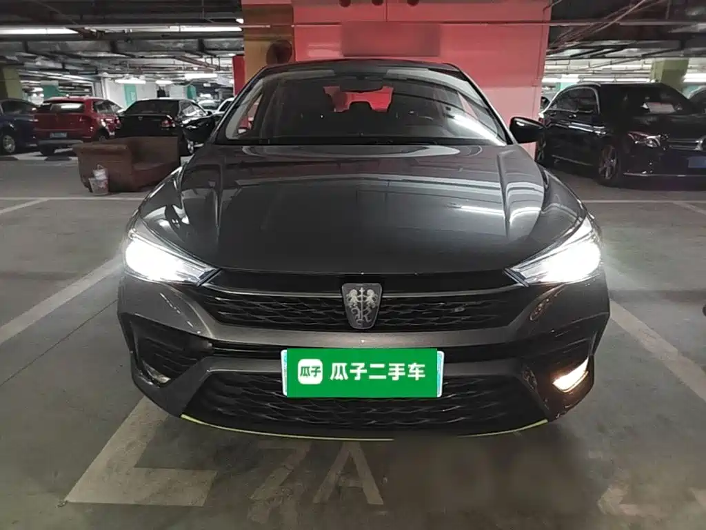Фото 3 - Roewe i5