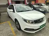 Фото 4 - Geely Vision