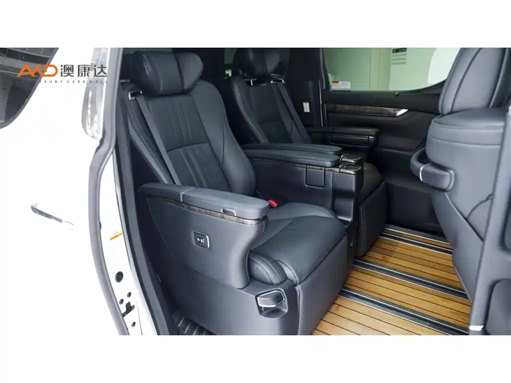 Toyota Vellfire 2020 2019 Hybrid 2.5L HV Premium Edition
