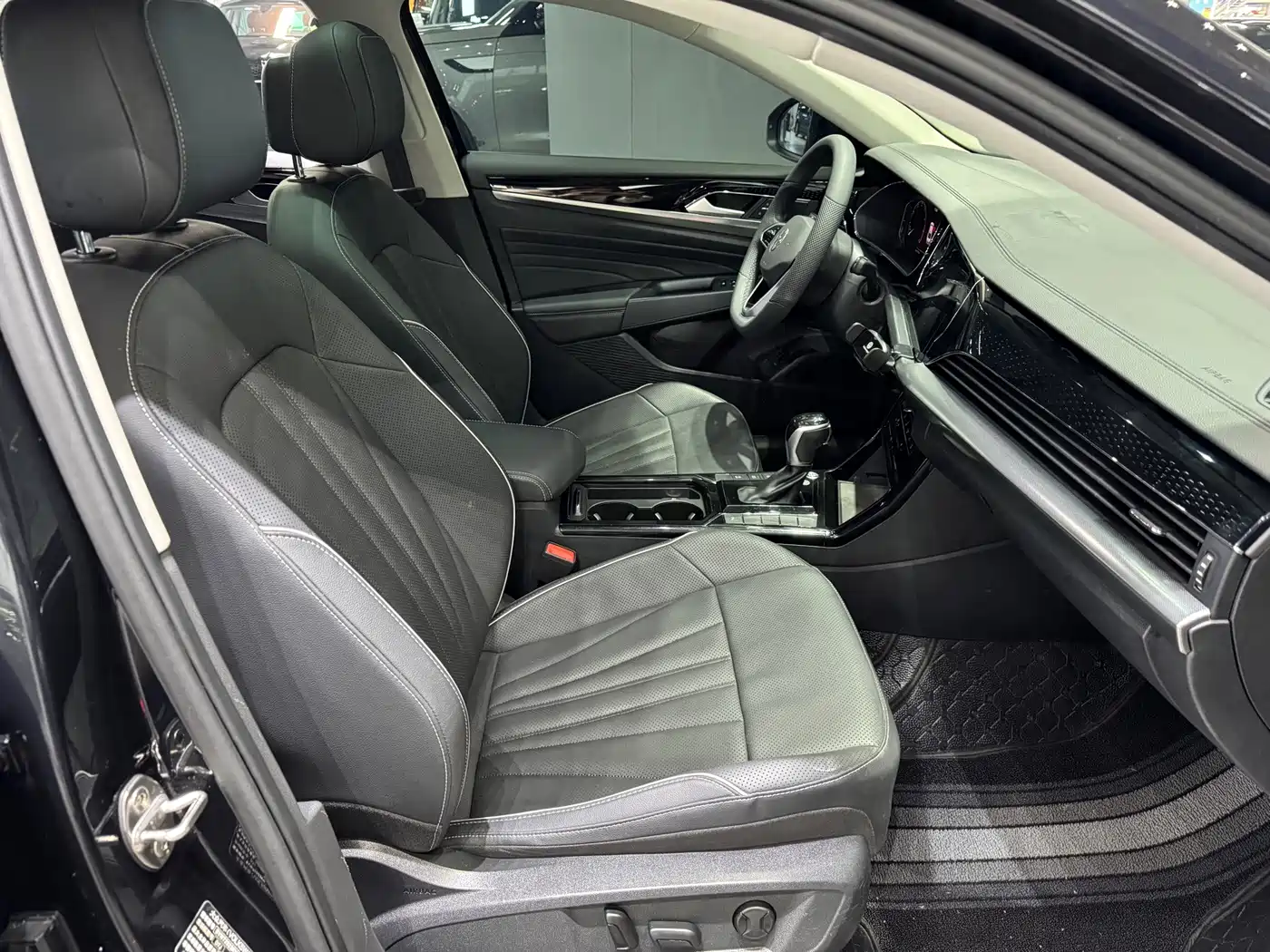Фото 9 - Volkswagen Passat
