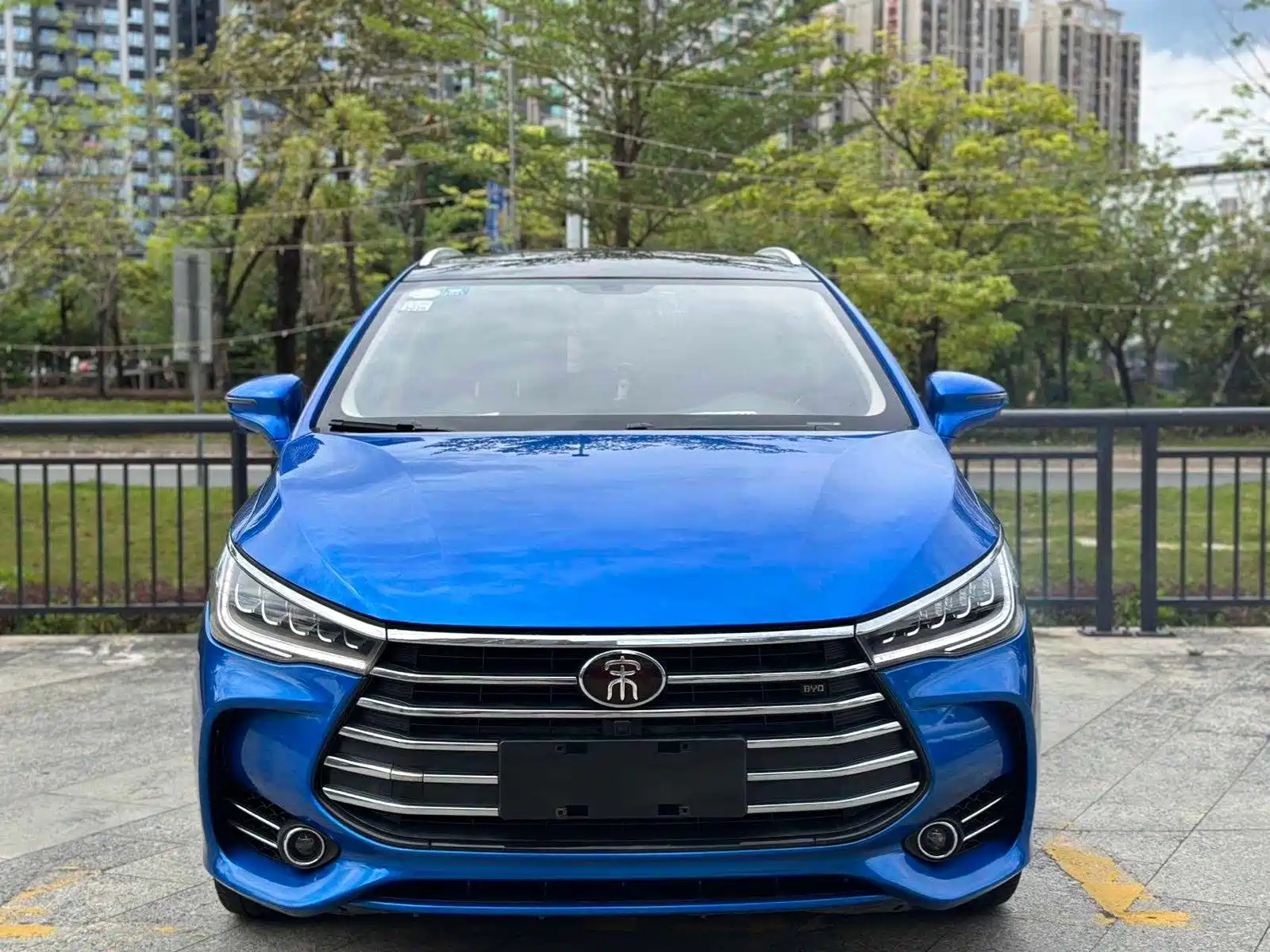 Фото 2 - BYD Song MAX