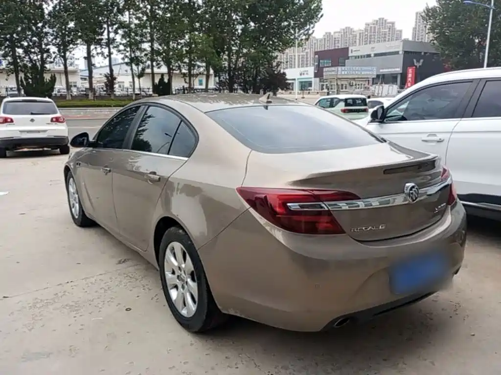 Фото 5 - Buick Regal