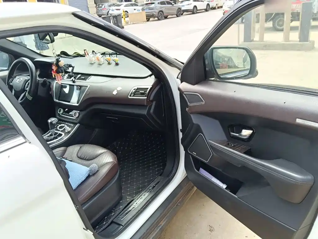 Landwind X7 2016 2015 2.0T Panorama Premium