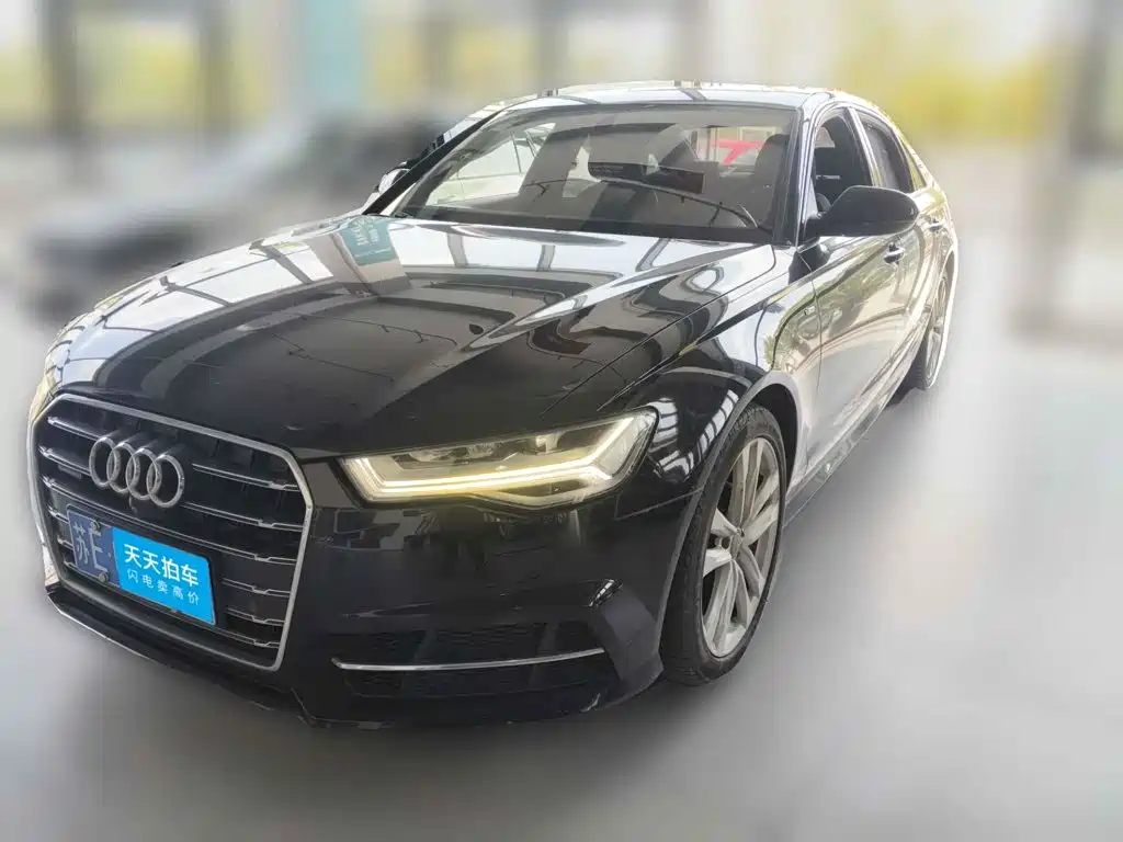 Фото 1 - Audi A6L