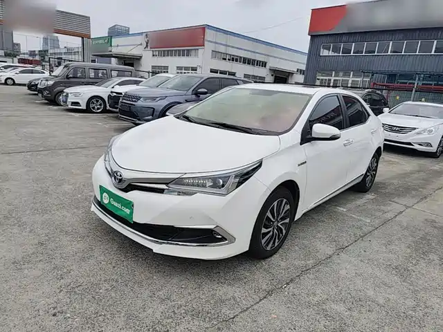  Toyota Corolla 2018 Hybrid 1.8L E-CVT Smart Edition