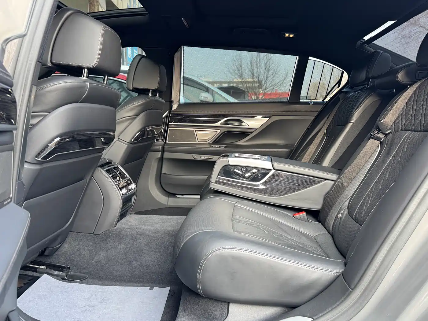BMW 7 Series 2019 Facelift 730Li M Sport Package фото 11