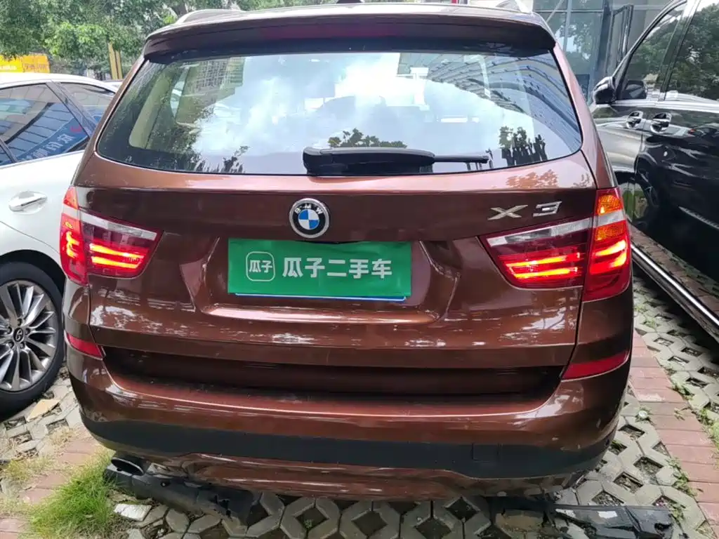 Photo 6 - BMW X3 (Import)