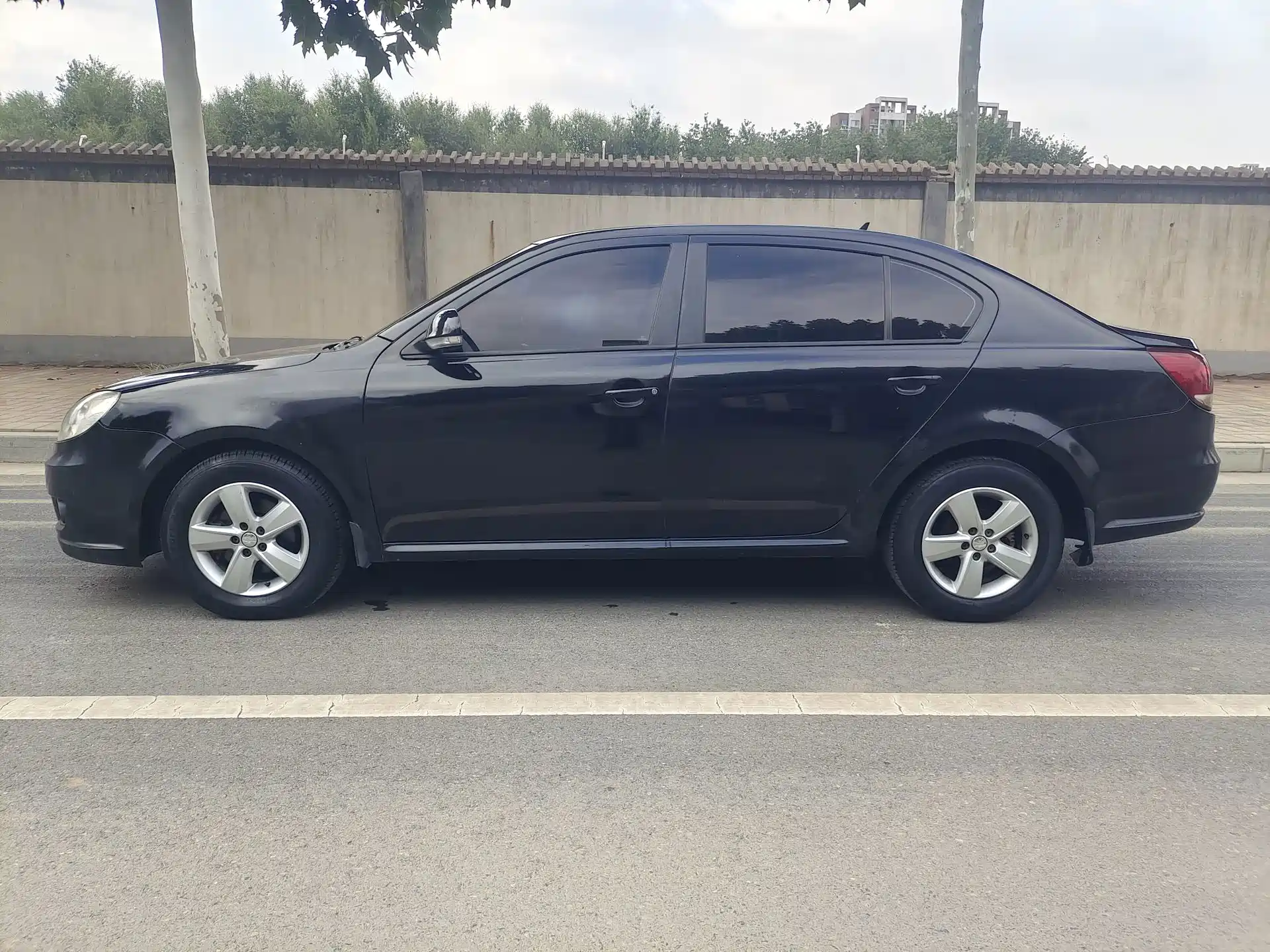 صورة 5 - Volkswagen Lavida
