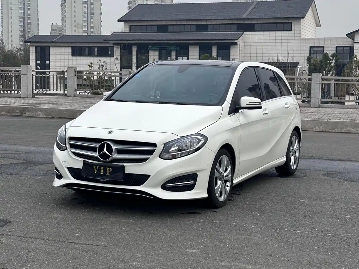 Mercedes-Benz B-Class 2017 B 200 Dynamic