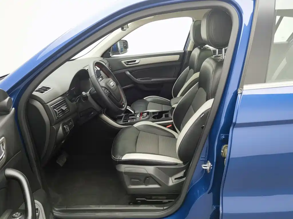 Qoros 5 2020 2019 Qoros 5S 1.6TGDI Premium