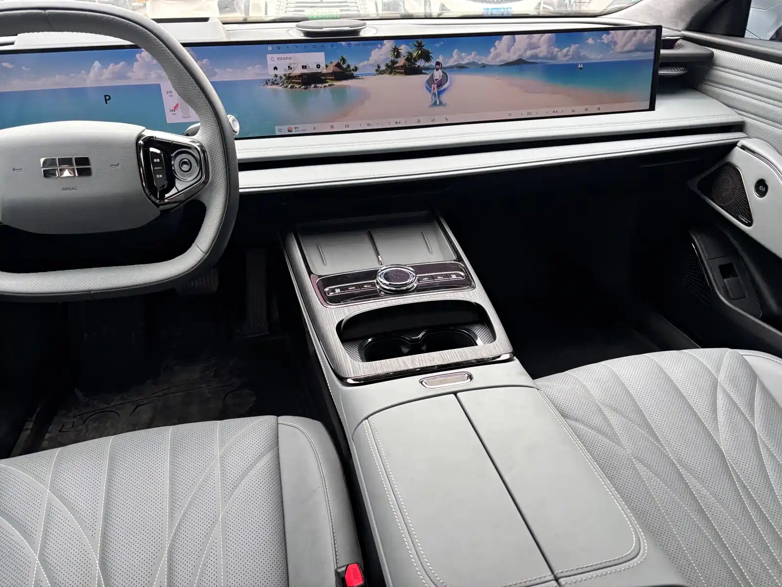 Photo 5 - Geely Galaxy Galaxy E8