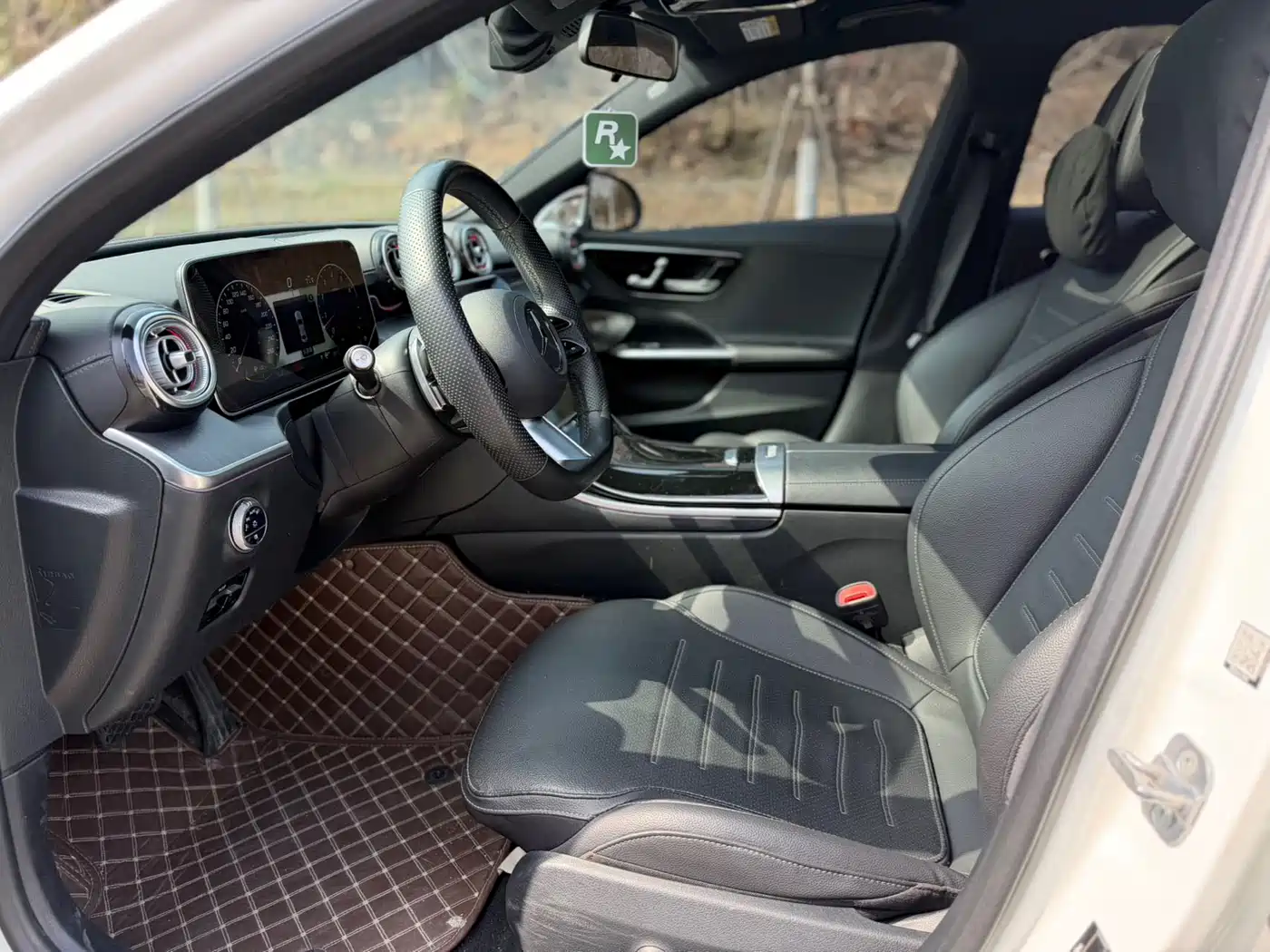 Mercedes-Benz C-Class 2024 Facelift C 200 L Sport фото 12