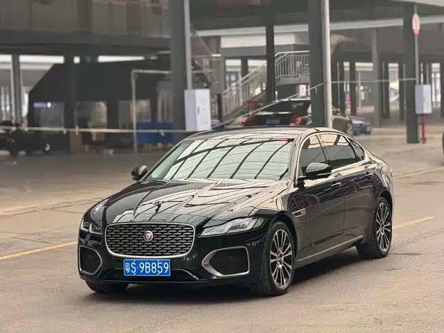 JAGUAR XFL 2025