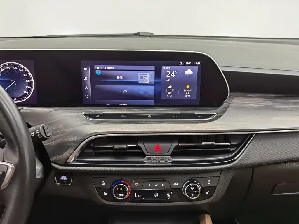 Buick GL6 2022 2021 323T Mild Hybrid Connected Luxury