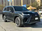 Фото 3 - Lexus LX