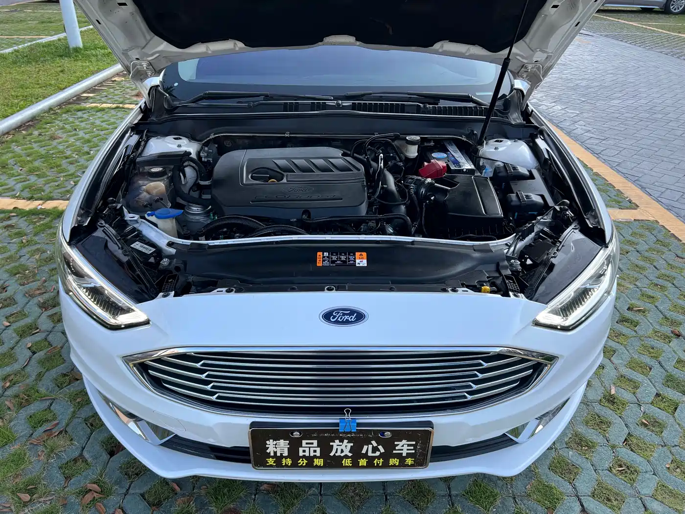 صورة 10 - Ford Mondeo