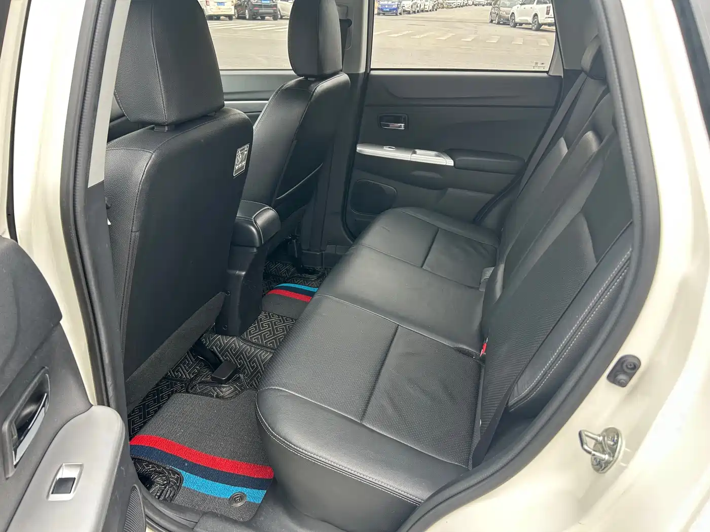 Mitsubishi ASX 2014 2013 2.0L CVT 2WD Luxury