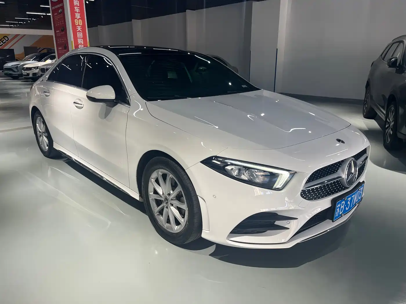 Mercedes-Benz A-Class 2020 A 200 L Sport Sedan фото 3