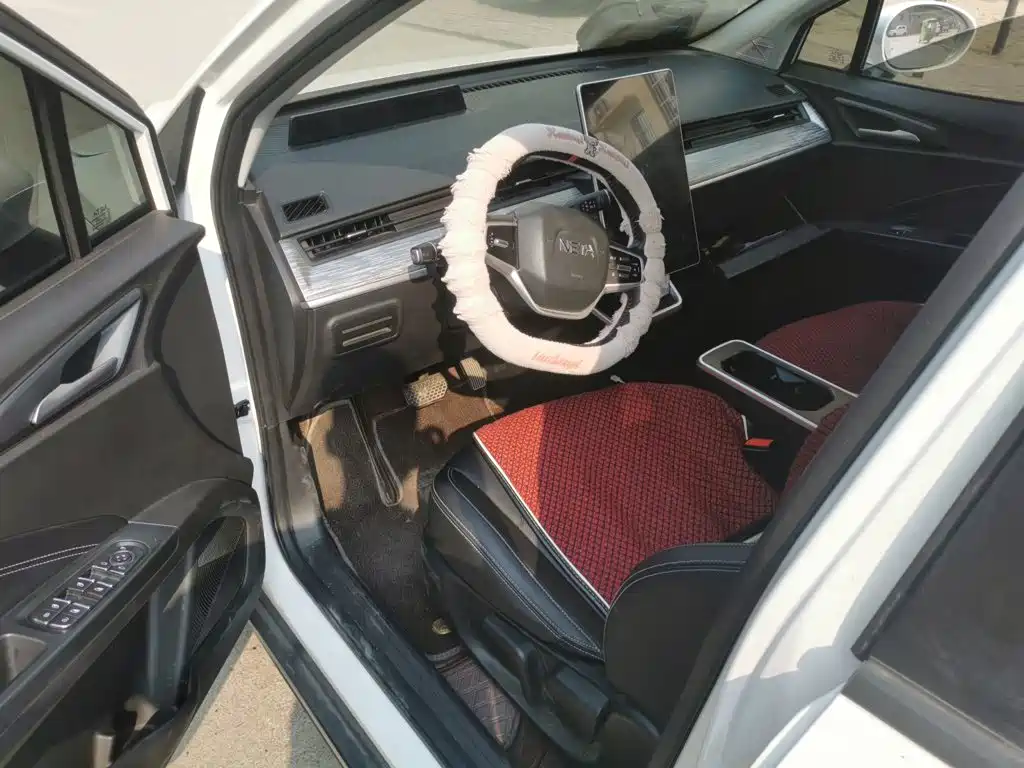 Nezha Auto Nezha V 2023 2022 Trend 400 Lite