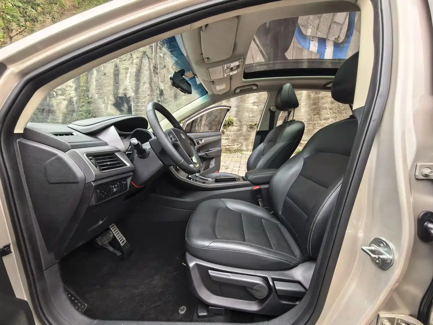 GEELY AUTOMOBILE EMGRAND GS